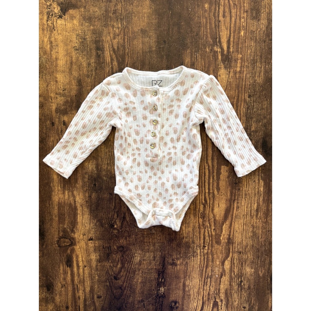 RZ Rachel Zoe Baby Ribbed Henley Bodysuit Cheetah Print Tan Cream 3-6M